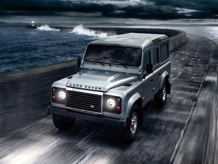  Land Rover Defender 110 Station Wagon 2007 года  (EU) (фото 19 из 24)